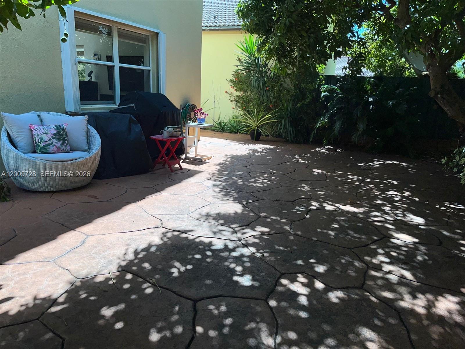 DORAL LANDINGS EAST - Residential