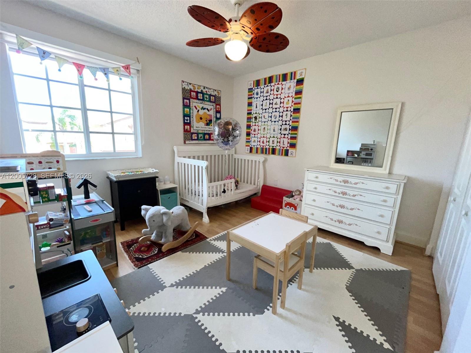 DORAL LANDINGS EAST - Residential