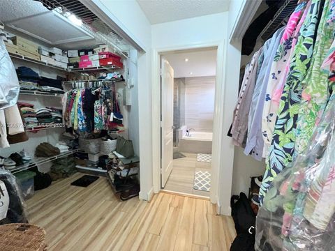 Tiny photo for 11343 NW 53rd Ln, Doral, FL 33178 (MLS # A12005728)