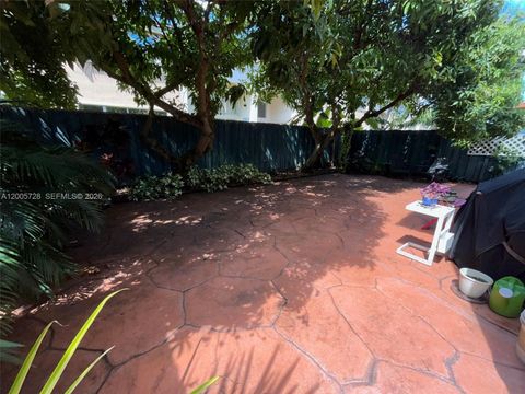 Tiny photo for 11343 NW 53rd Ln, Doral, FL 33178 (MLS # A12005728)