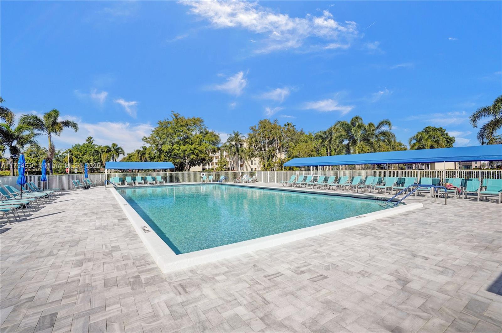 HUNTINGTON LAKES SEC FIVE - Residential