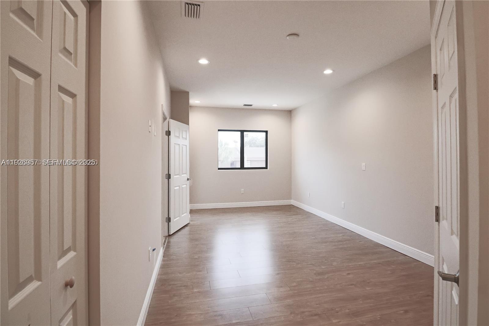 TOWNHOMES AT DEER CREEK - Residential