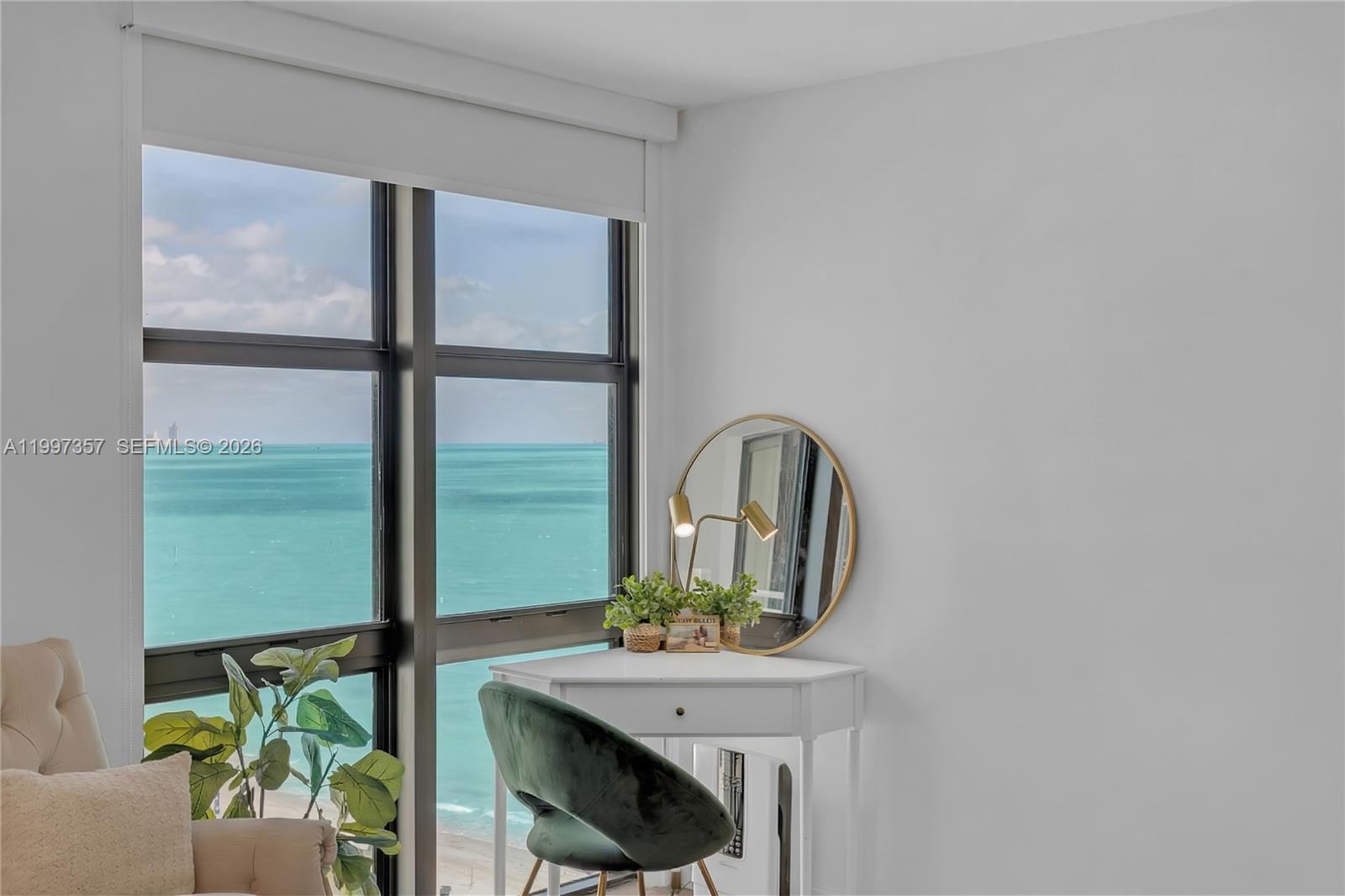 TOWERS OF KEY BISCAYNE CO - Residential