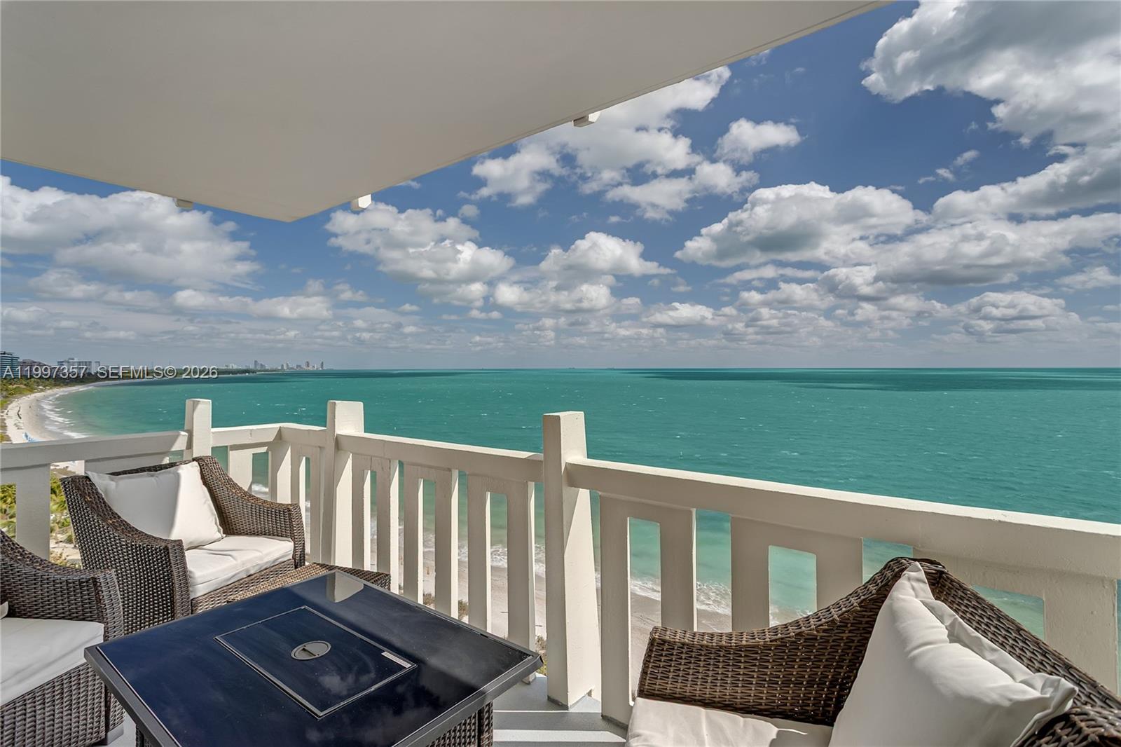 TOWERS OF KEY BISCAYNE CO - Residential