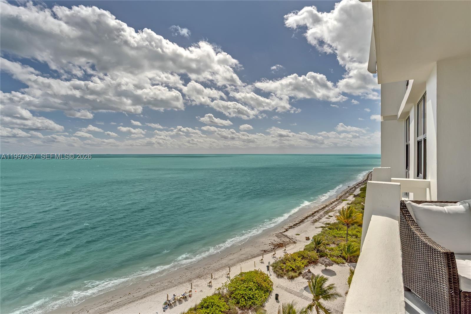 TOWERS OF KEY BISCAYNE CO - Residential