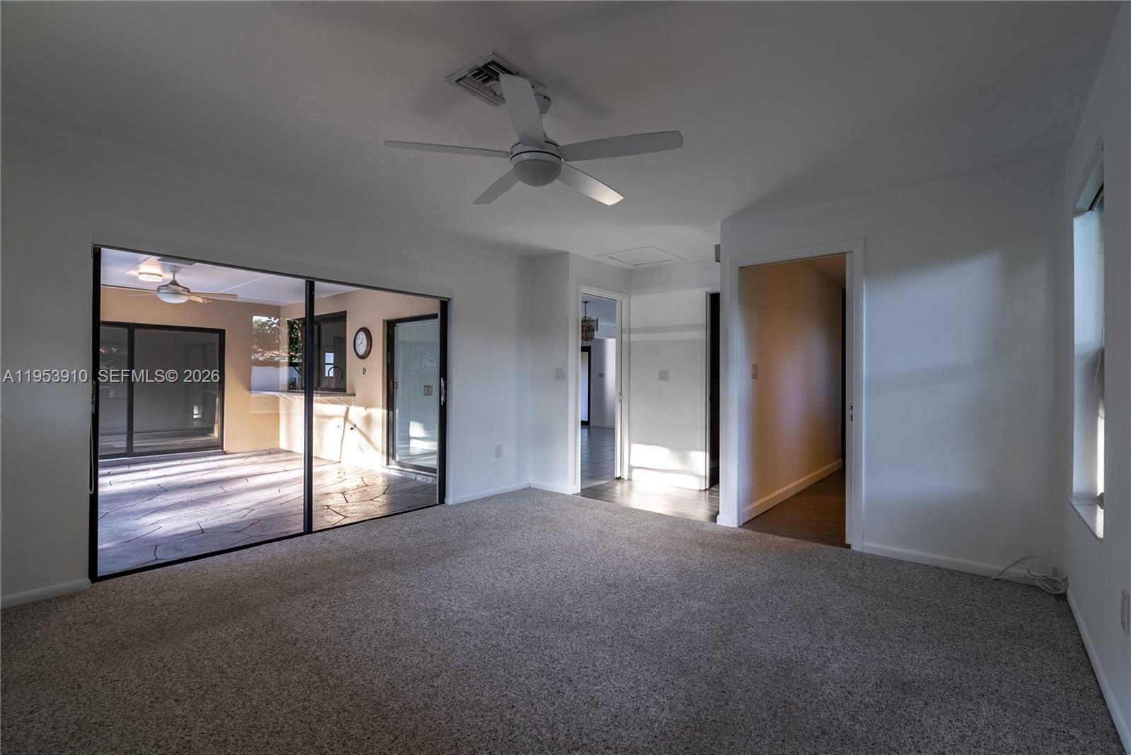 MIAMI LAKES EAGLE NEST SE - Residential