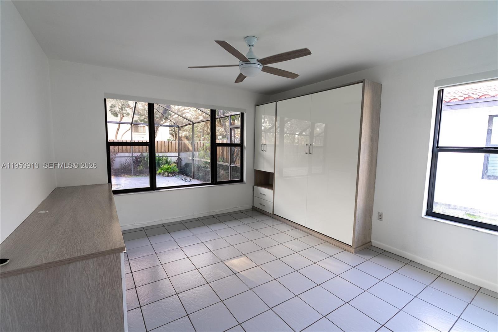 MIAMI LAKES EAGLE NEST SE - Residential