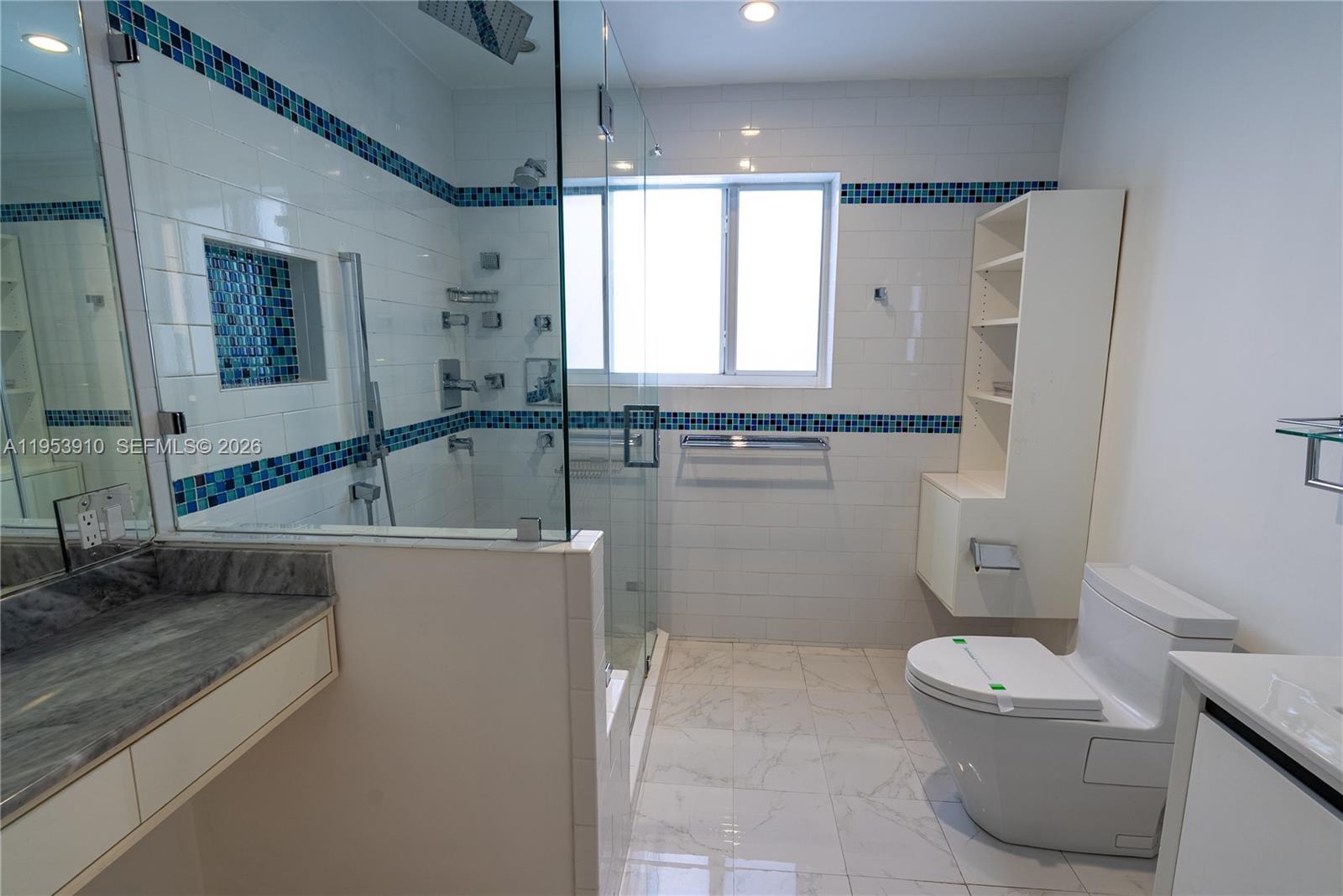 MIAMI LAKES EAGLE NEST SE - Residential