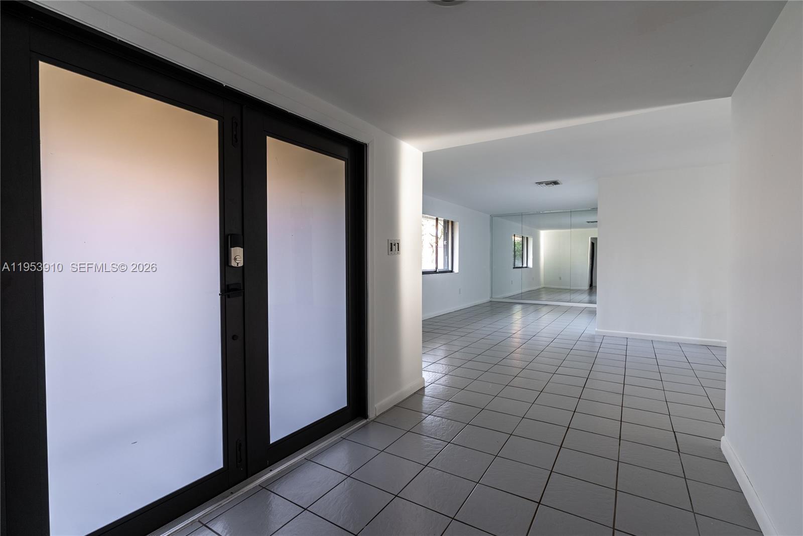 MIAMI LAKES EAGLE NEST SE - Residential