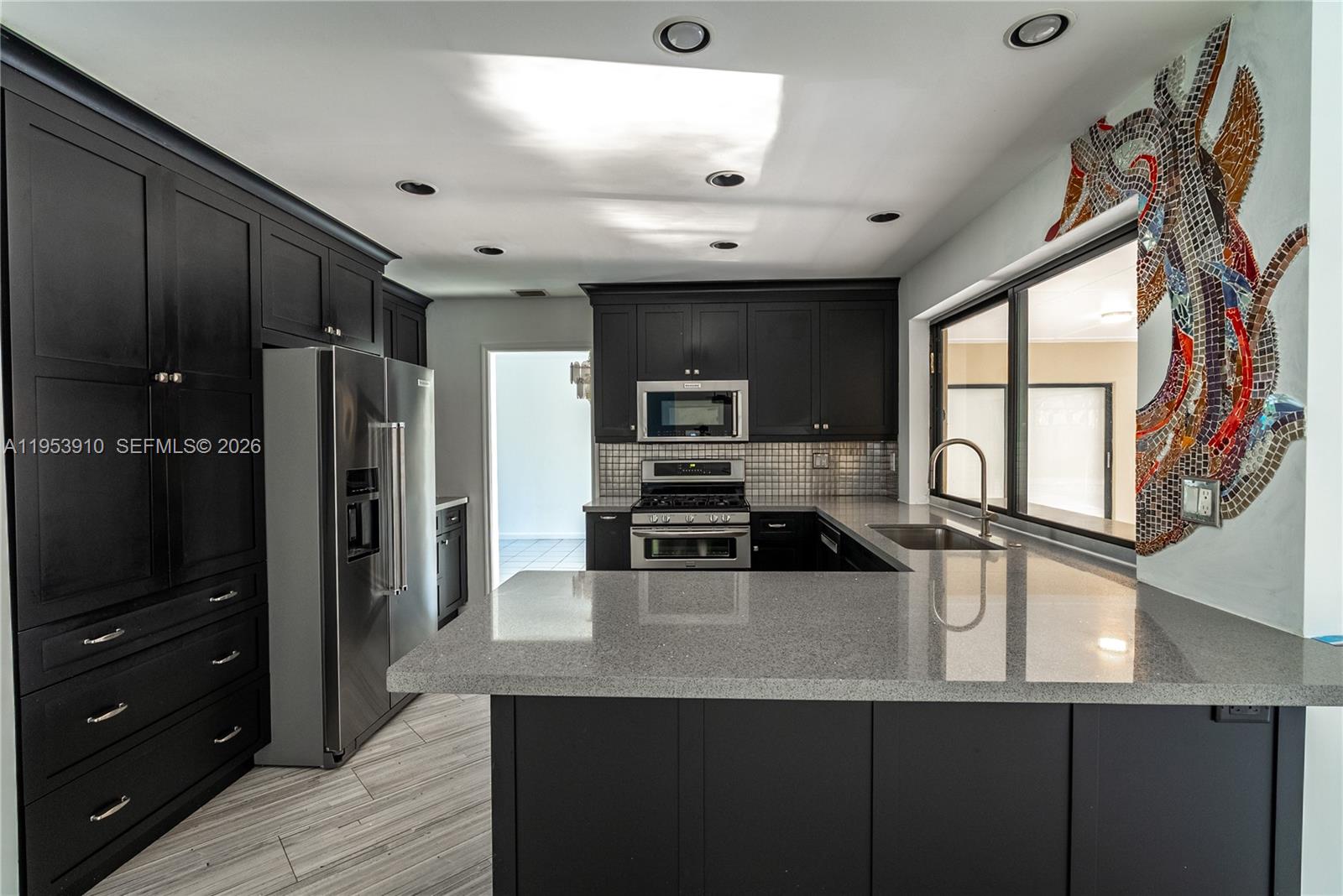 MIAMI LAKES EAGLE NEST SE - Residential