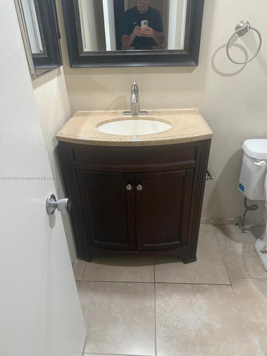 CROSS CREEK CONDO - Residential Lease