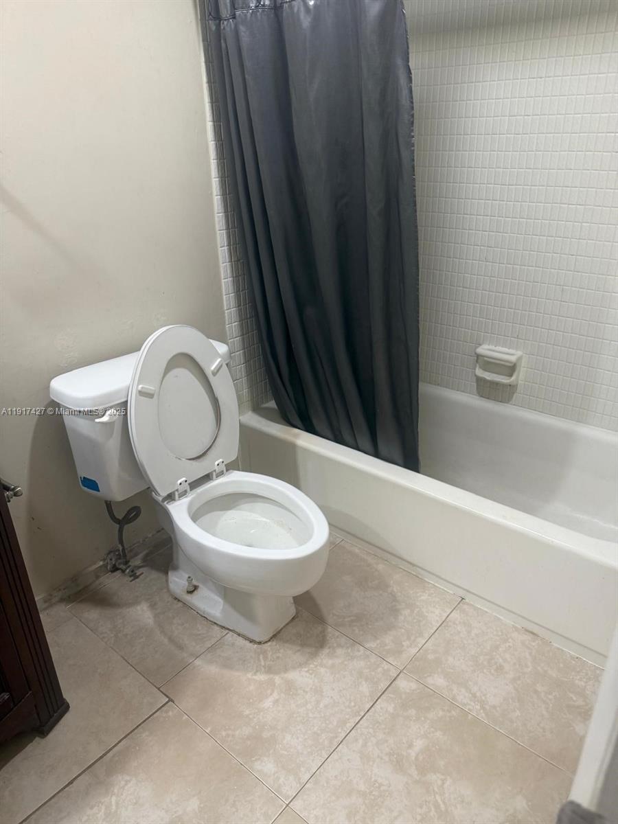 CROSS CREEK CONDO - Residential Lease