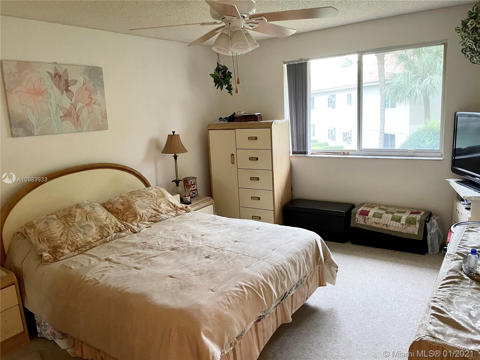 GARDENS NORTH 9 CONDO - Residential