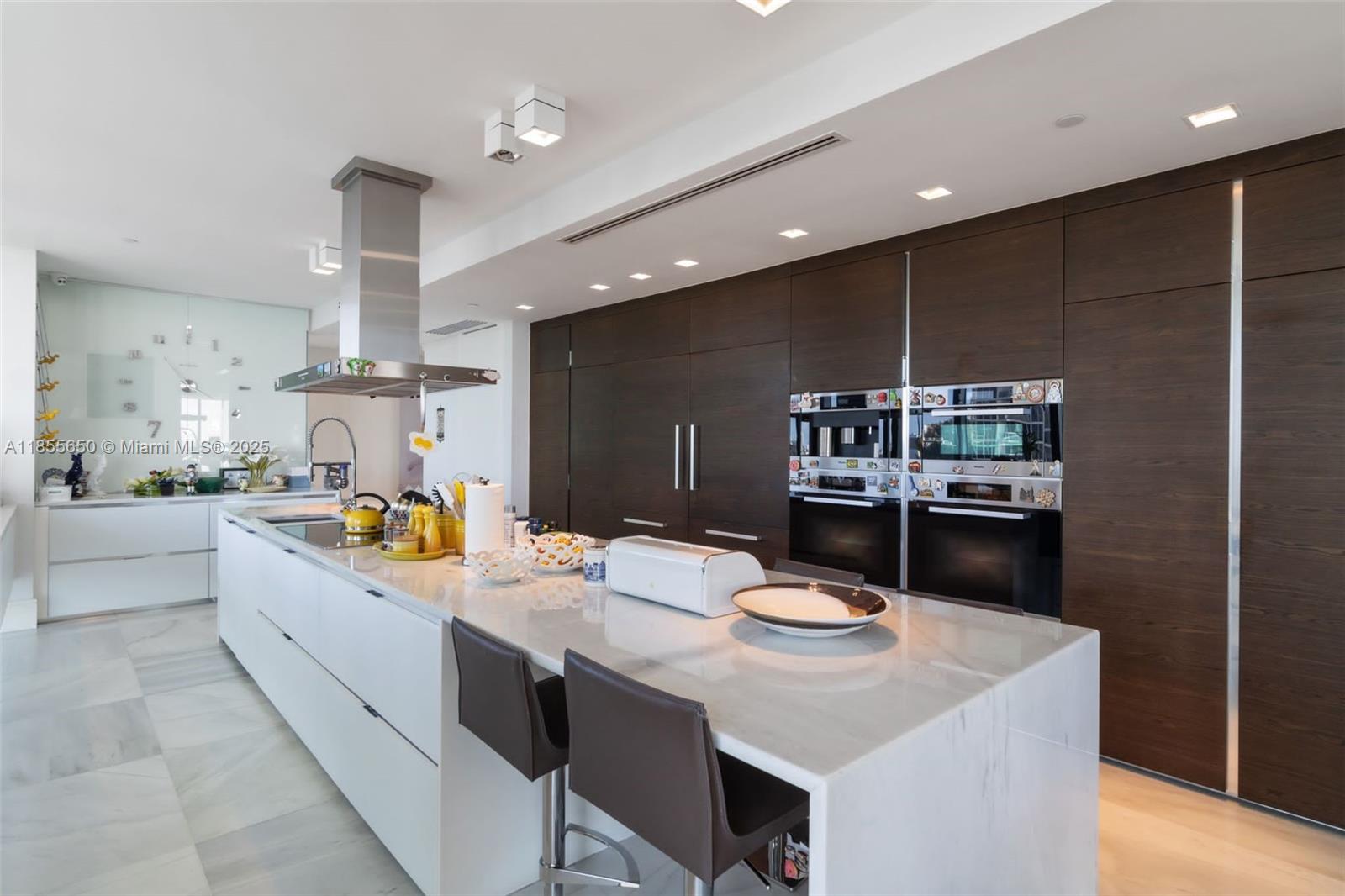 REGALIA CONDO - Residential