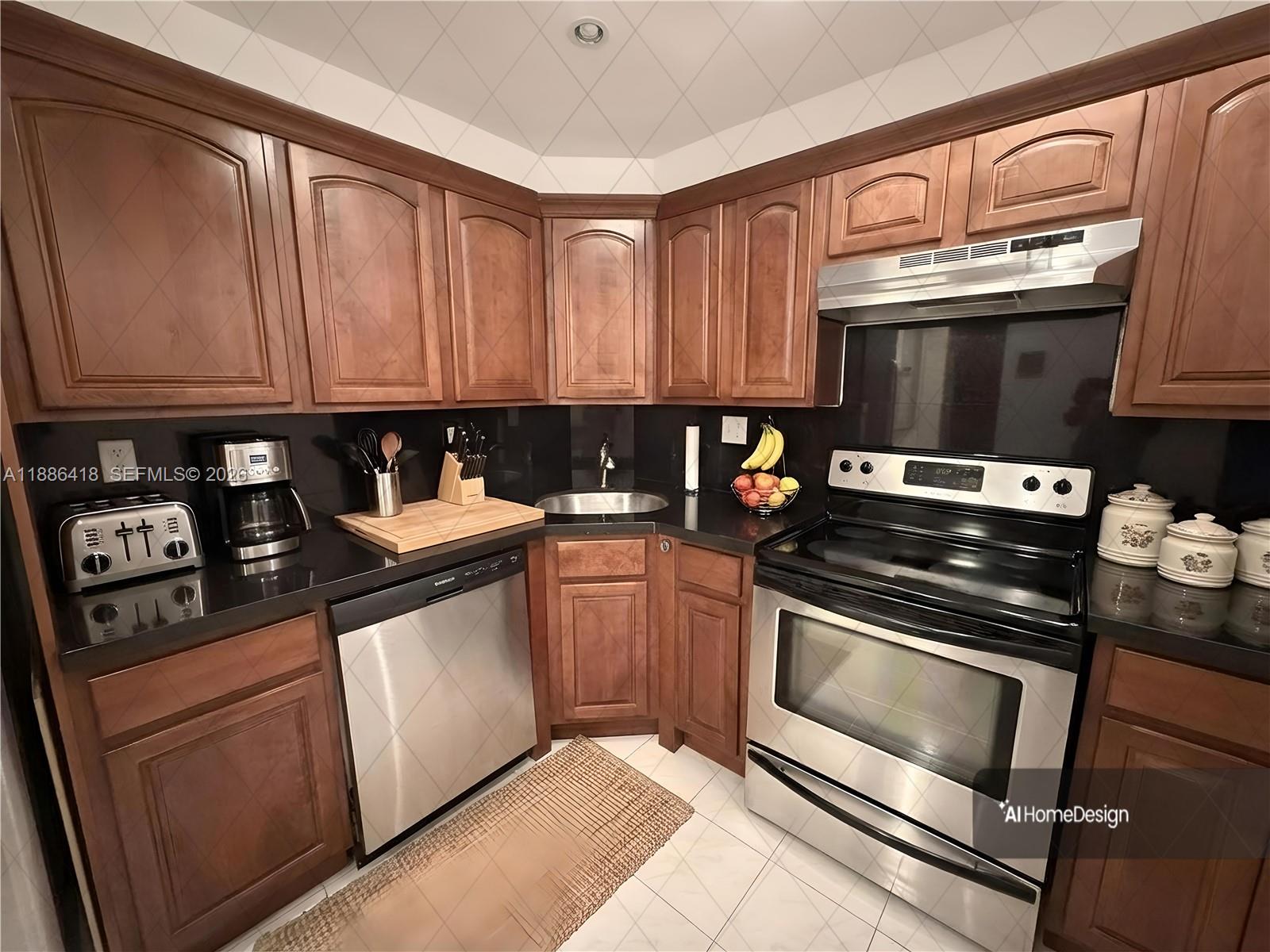 BAYVIEW TOWERS CONDO SOUT - Residential