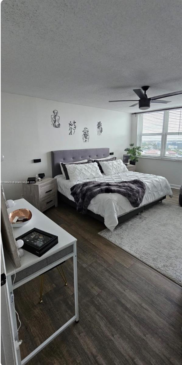 BAYVIEW TOWERS CONDO SOUT - Residential