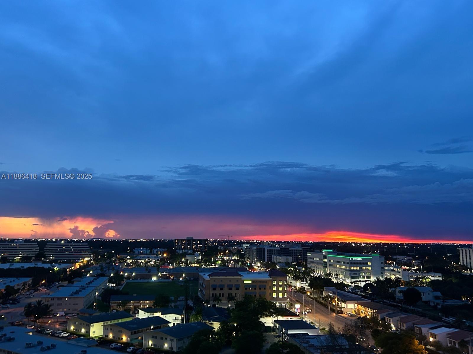 BAYVIEW TOWERS CONDO SOUT - Residential