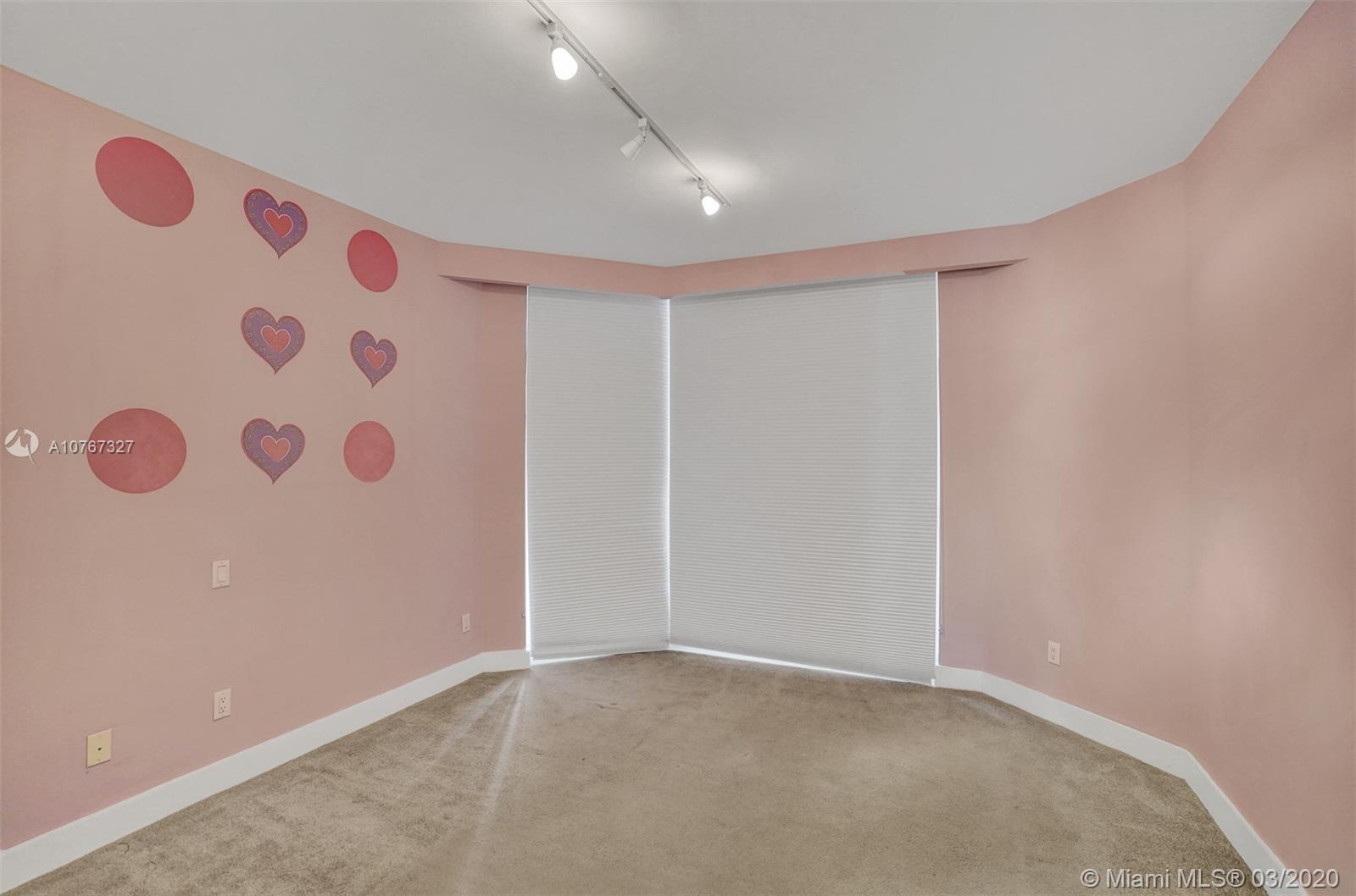 ATLANTIC II AT THE POINT - Residential