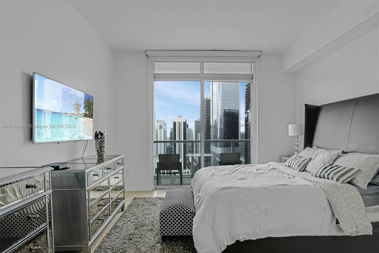 500 BRICKELL WEST CONDO - Residential