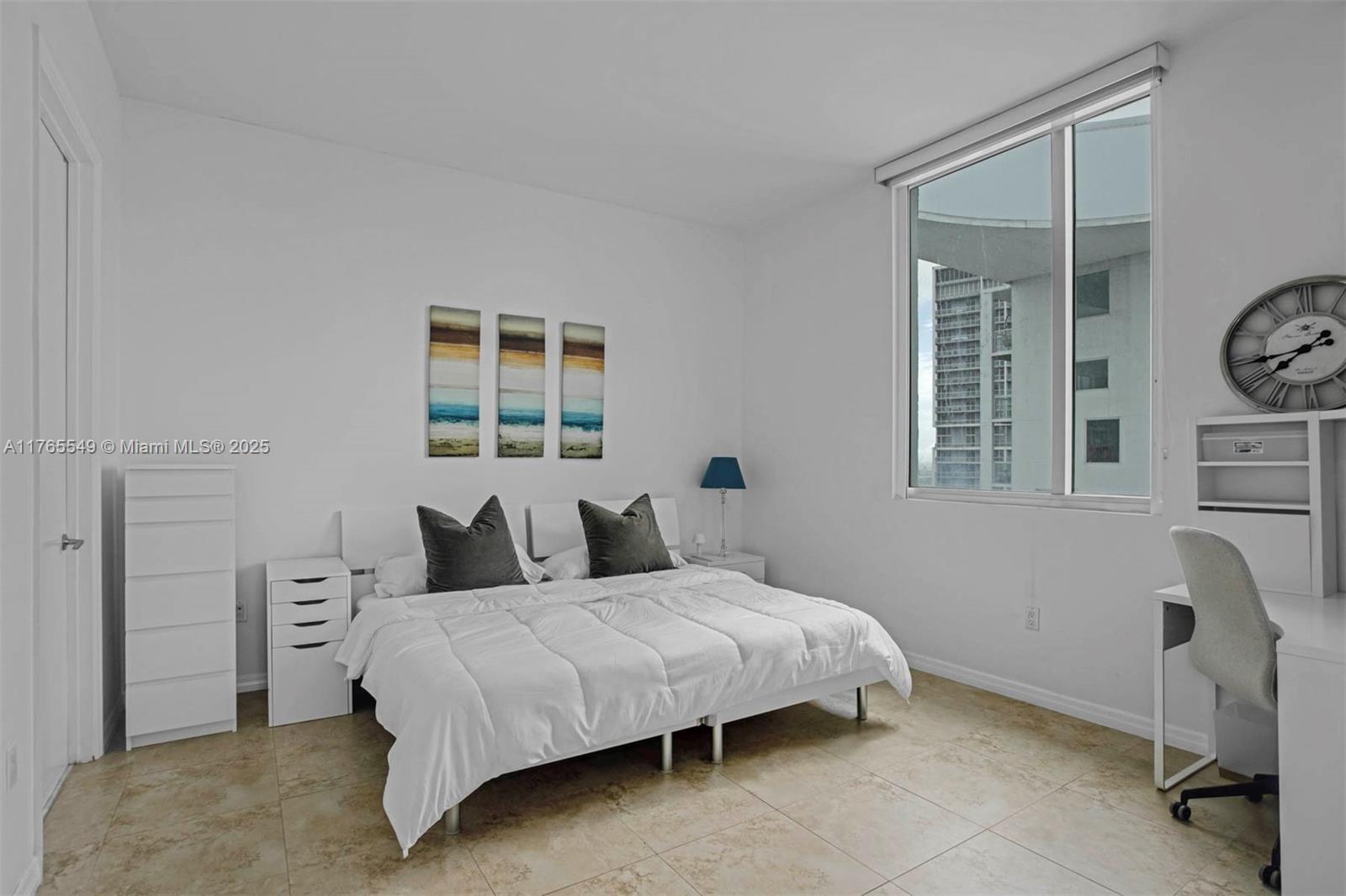 500 BRICKELL WEST CONDO - Residential