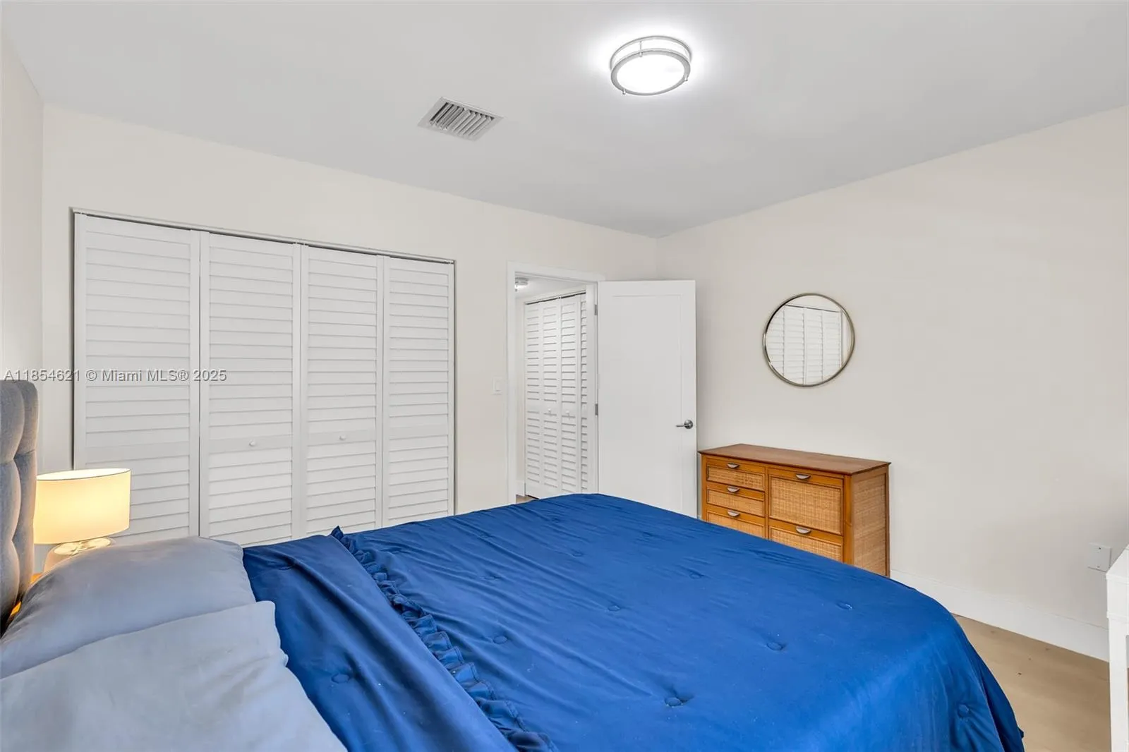 Coral Gables, Florida 33146, United States, 1 Bedroom Bedrooms, ,1 BathroomBathrooms,Residential,Active,188434