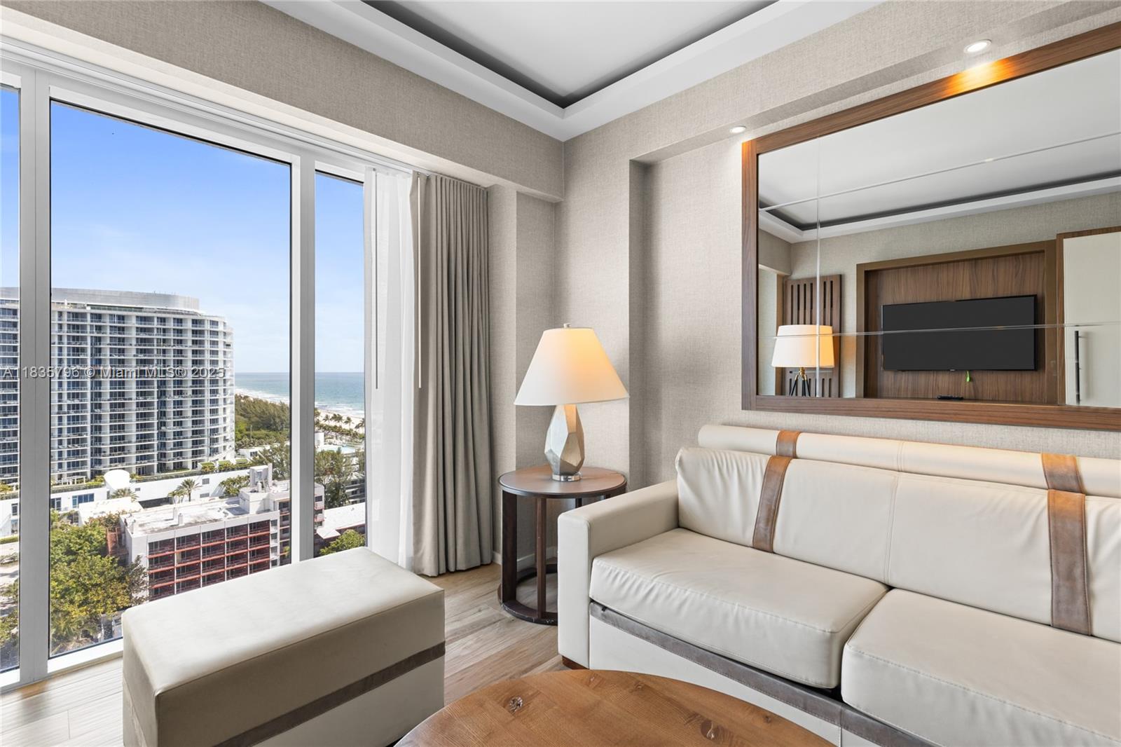 551 FLB CONDOMINIUM HOTEL - Residential