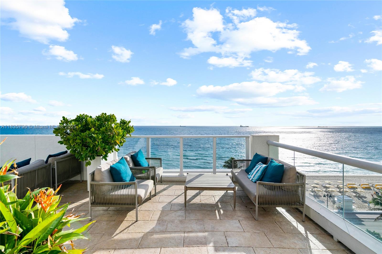 551 FLB CONDOMINIUM HOTEL - Residential