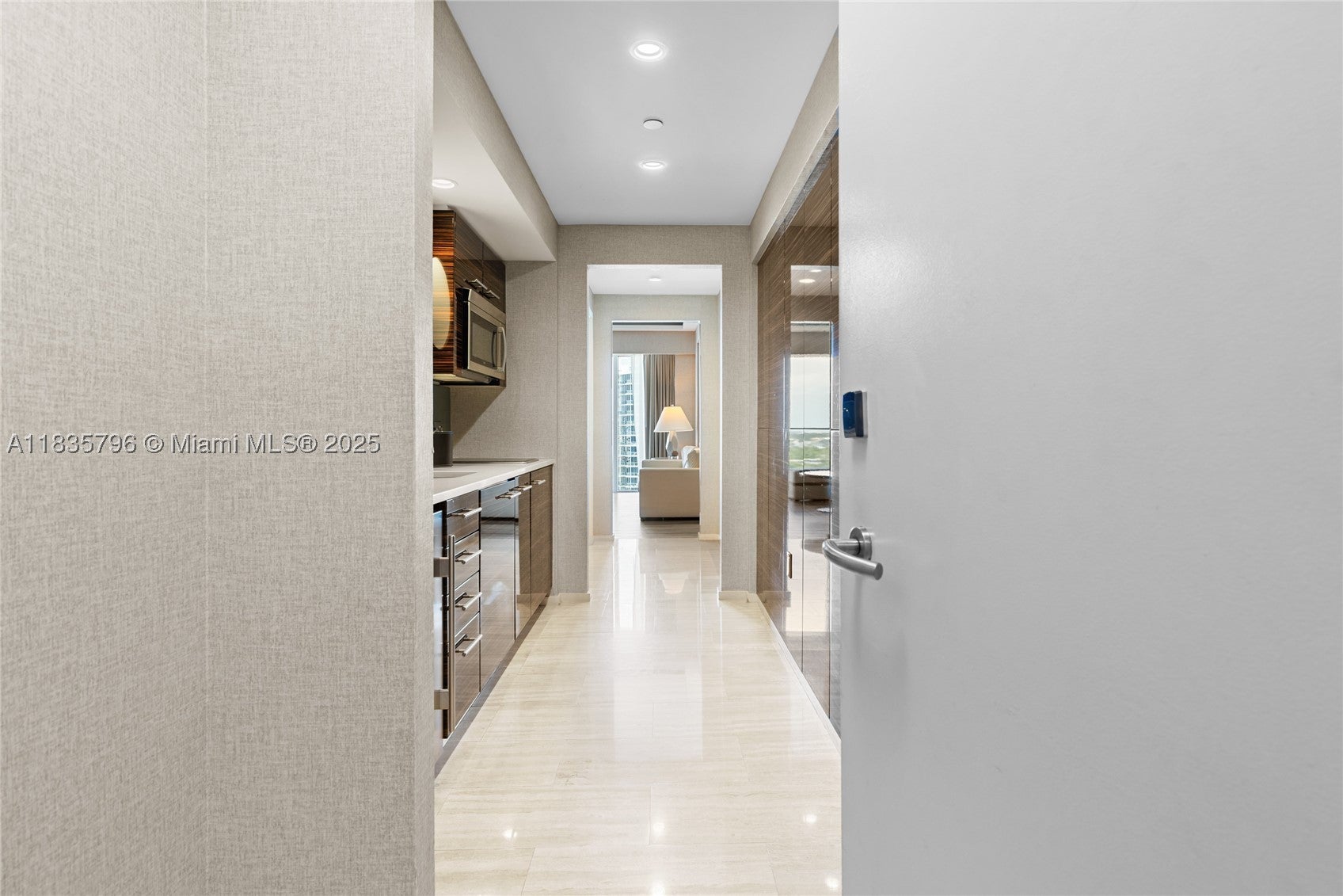551 N Fort Lauderdale Beach Blvd H1401, Fort Lauderdale FL 33304