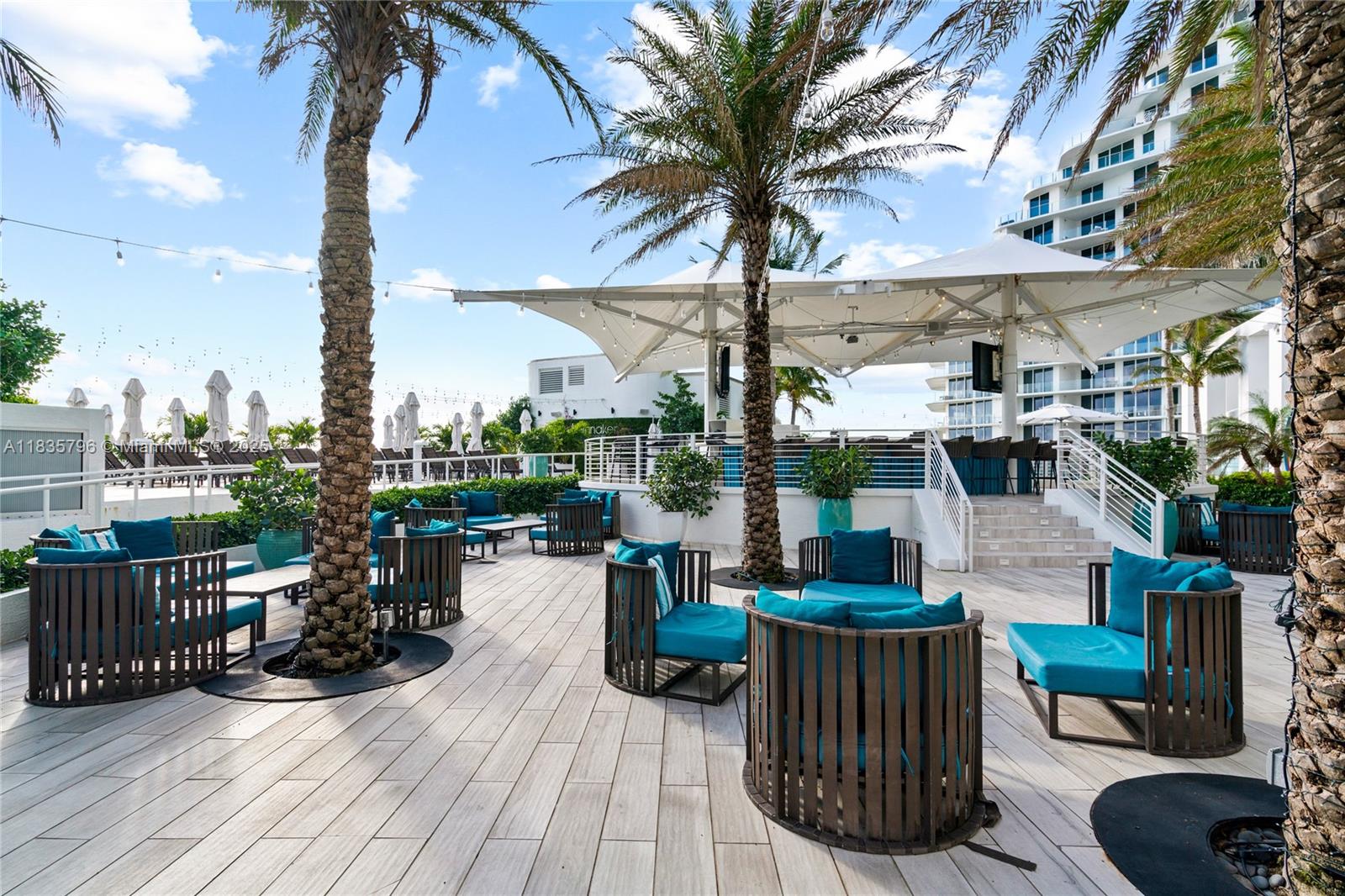 551 FLB CONDOMINIUM HOTEL - Residential