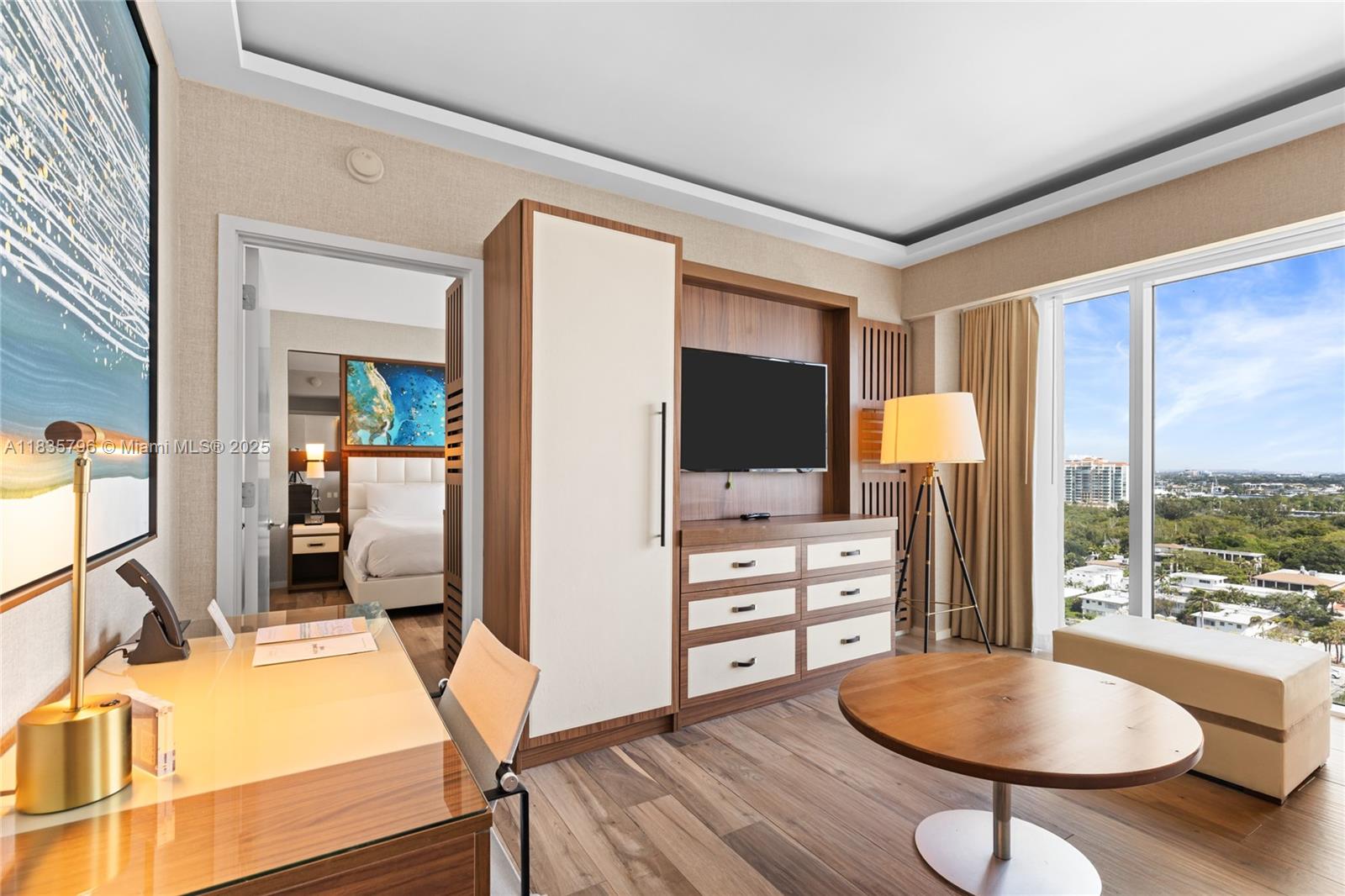 551 FLB CONDOMINIUM HOTEL - Residential