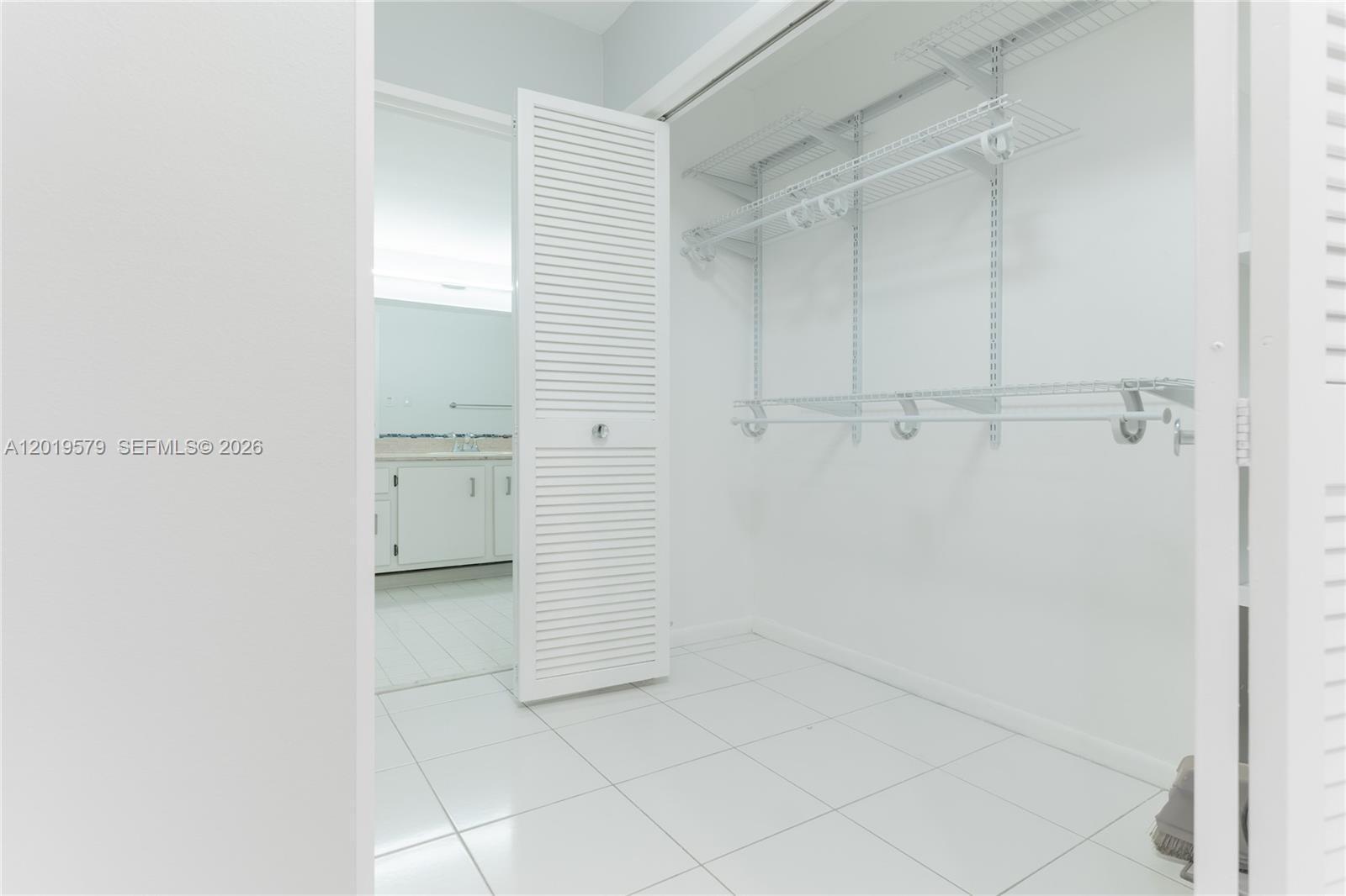 OLYMPUS CONDO - Residential