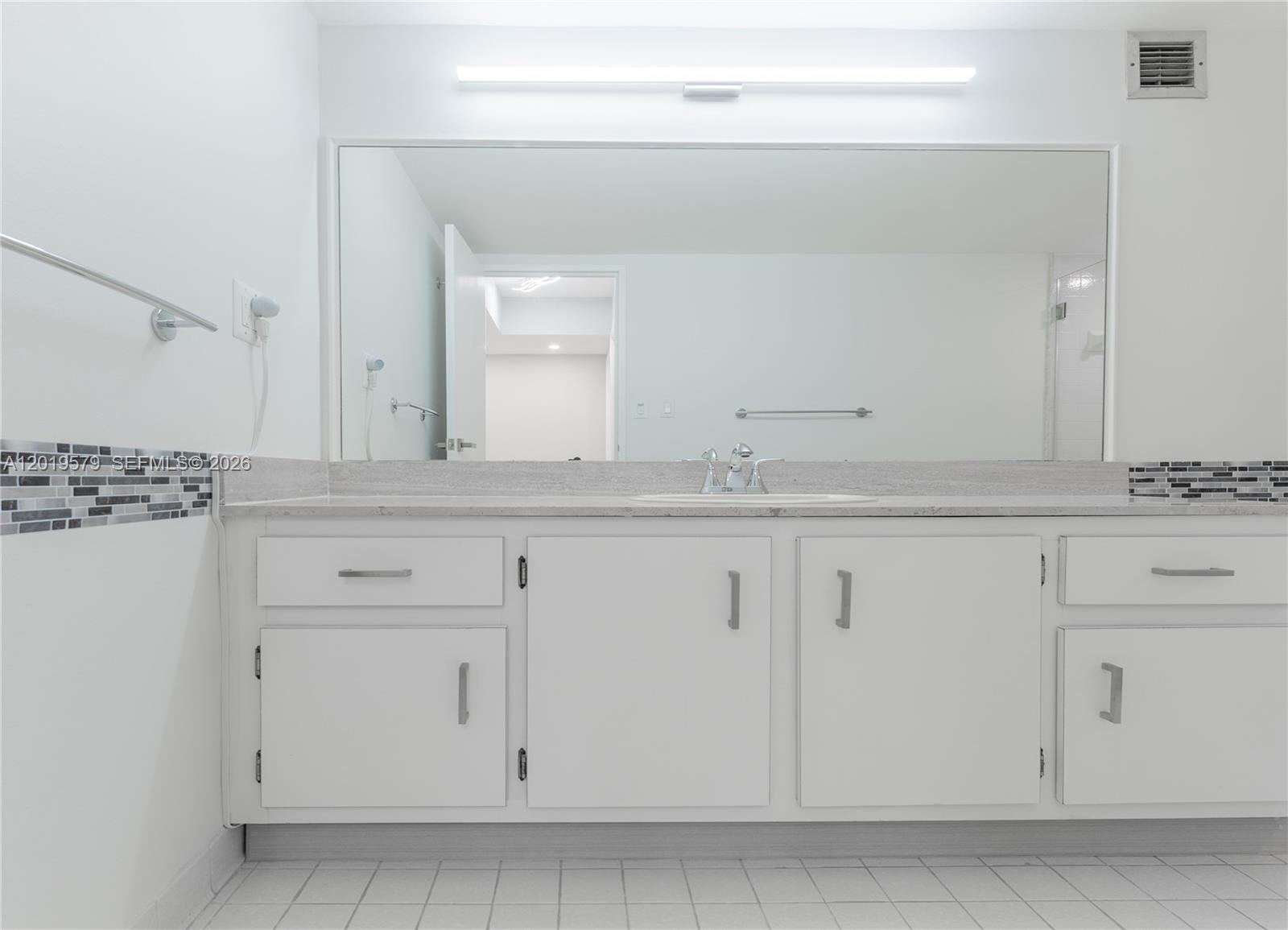 OLYMPUS CONDO - Residential