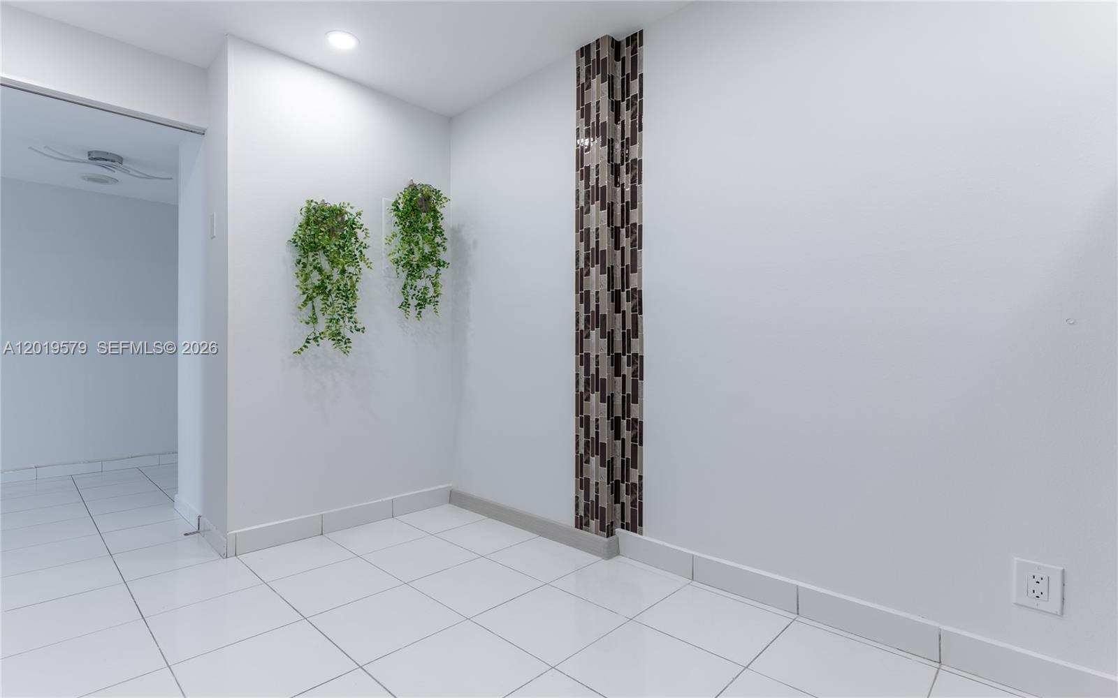 OLYMPUS CONDO - Residential
