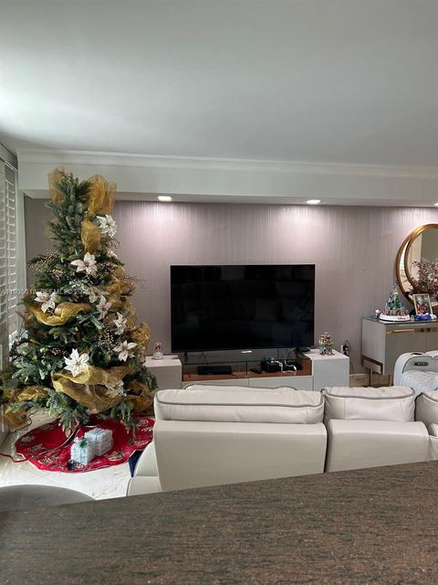 Photo of 20941 NE 37th Ct, Aventura, FL 33180 (MLS # A11935912)