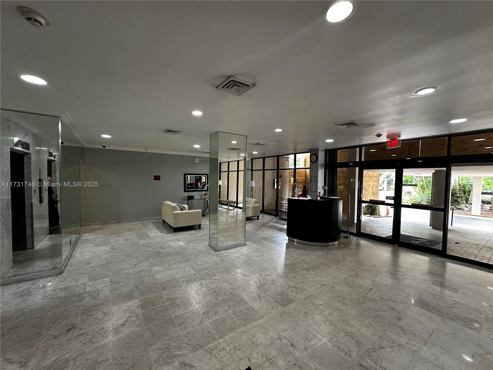 LANDS OF THE PRESIDENT CO - Residential Lease