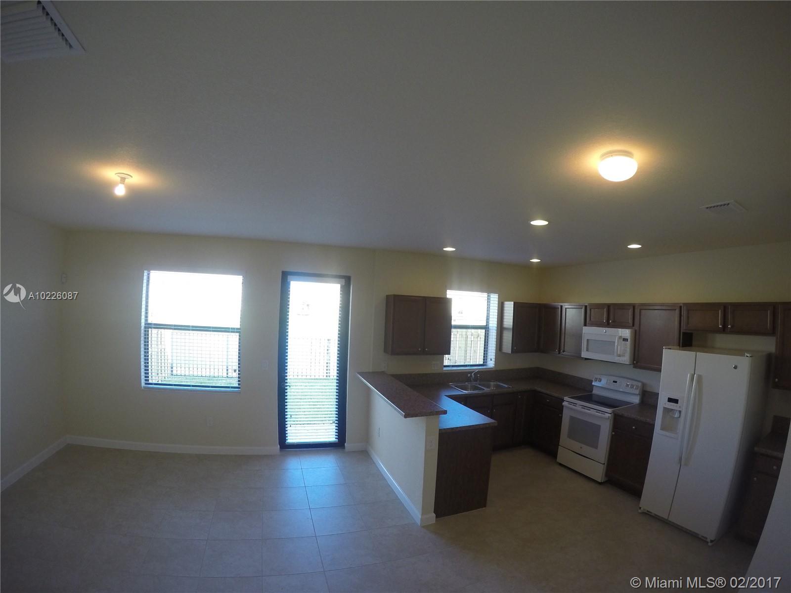 SILVER PALM WEST - Residential Lease