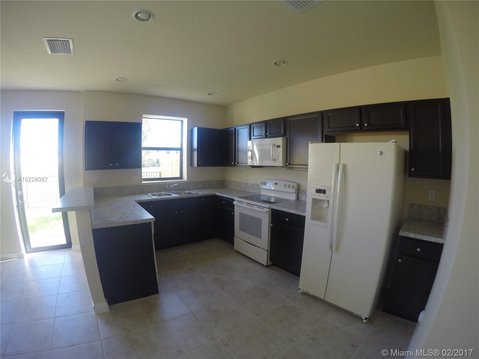 SILVER PALM WEST - Residential Lease