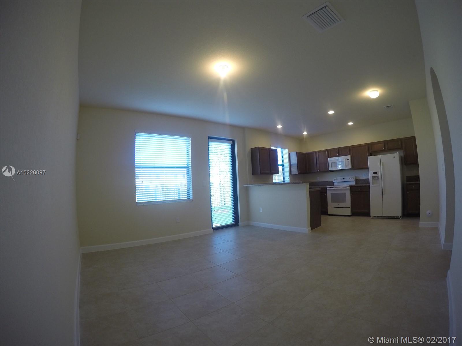 SILVER PALM WEST - Residential Lease