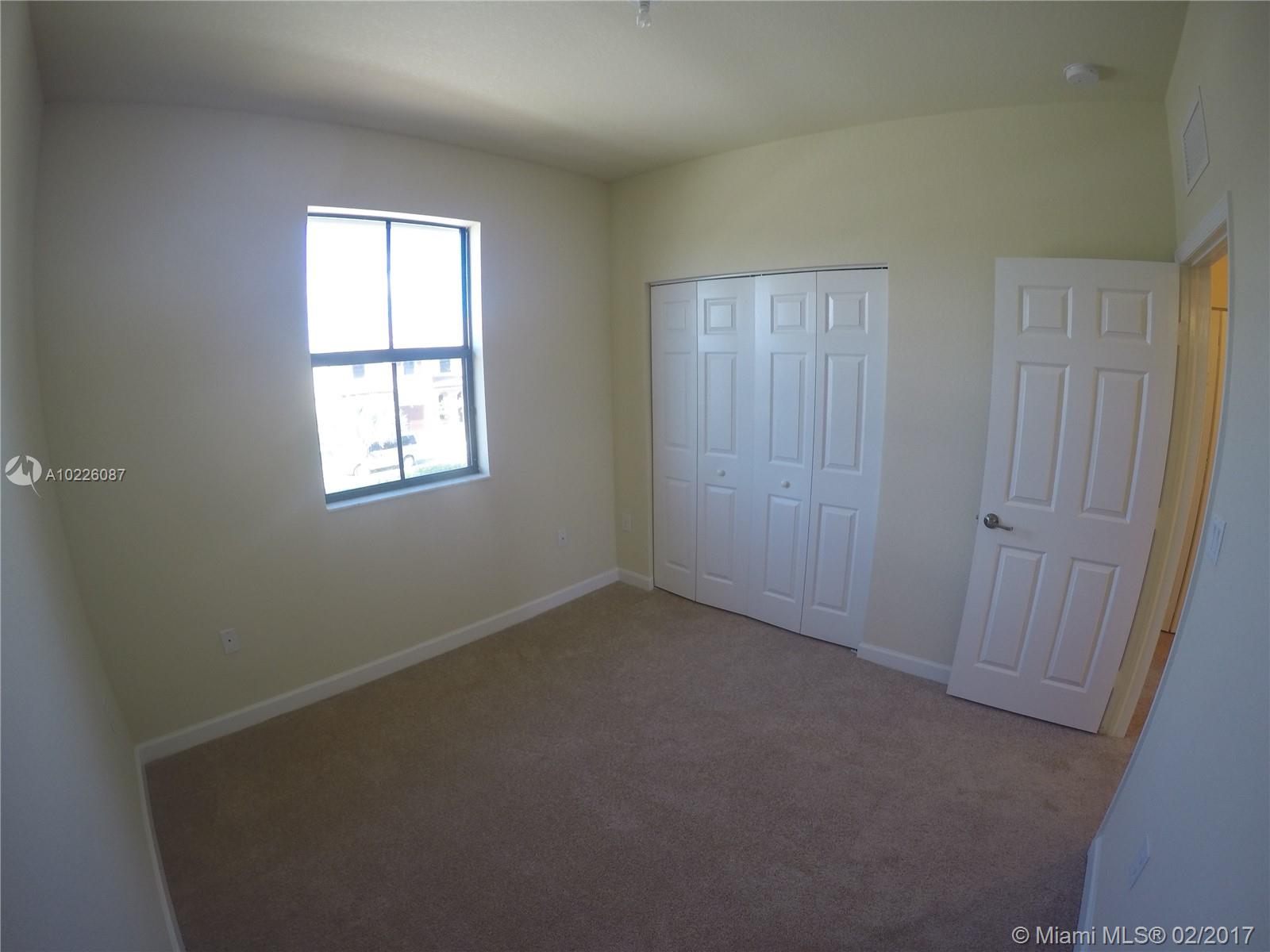 SILVER PALM WEST - Residential Lease