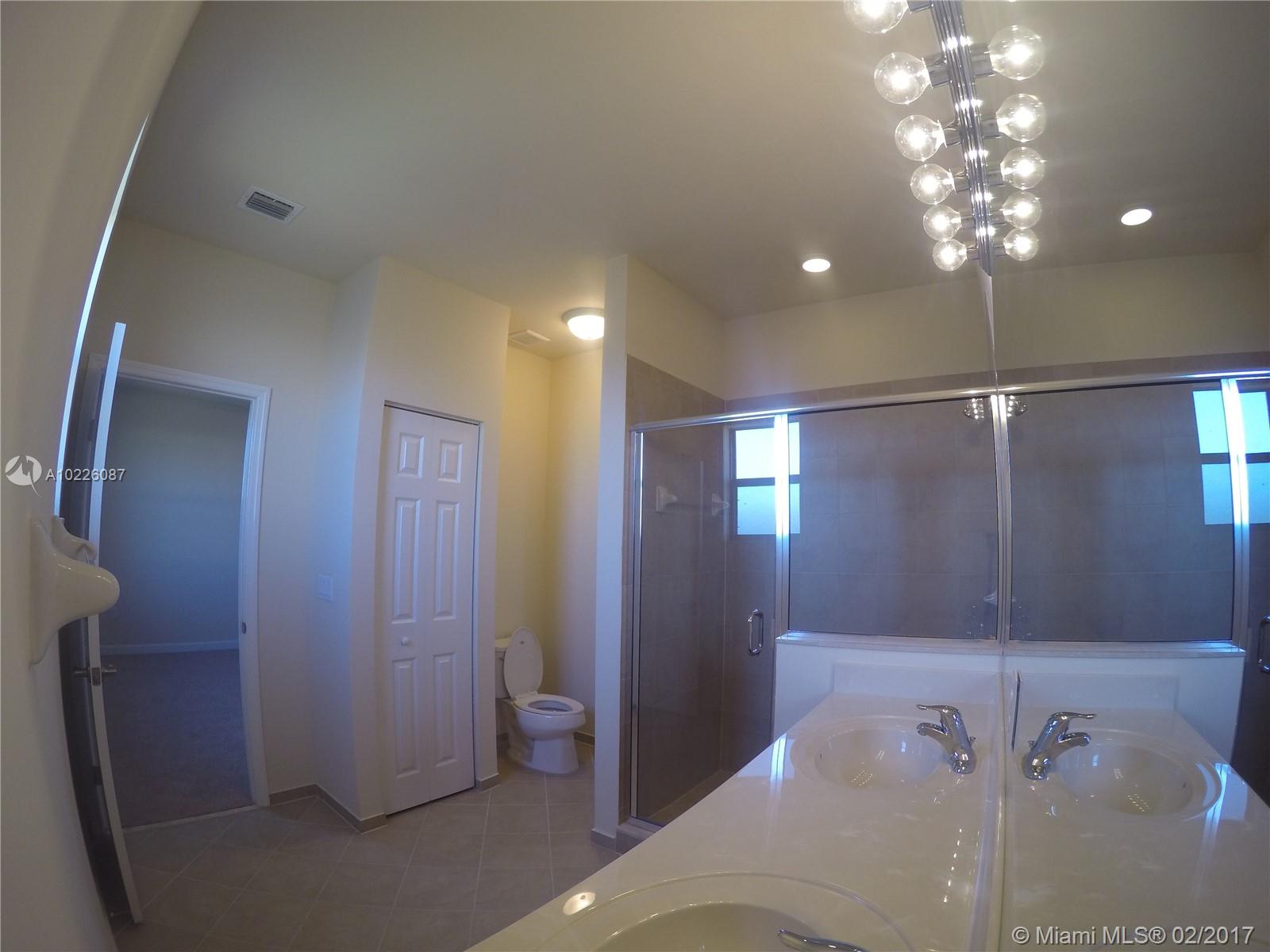 SILVER PALM WEST - Residential Lease