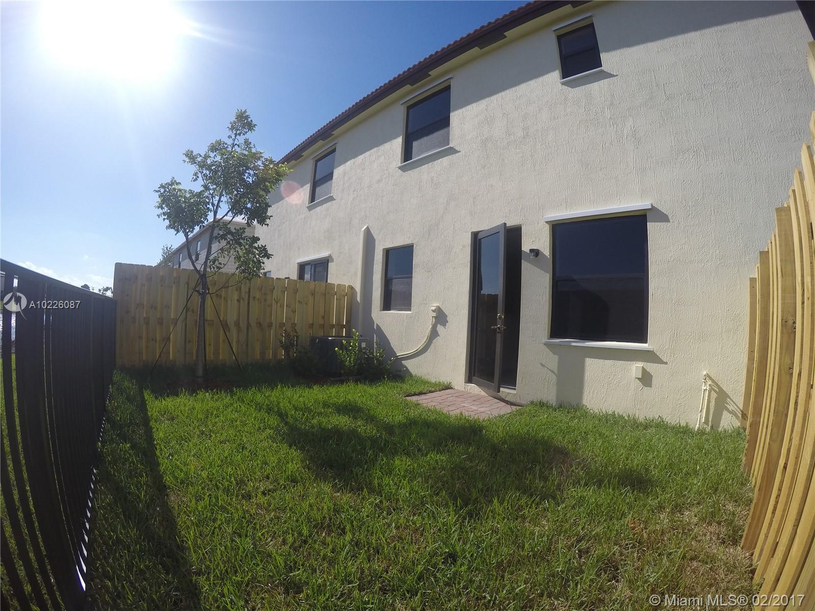 SILVER PALM WEST - Residential Lease