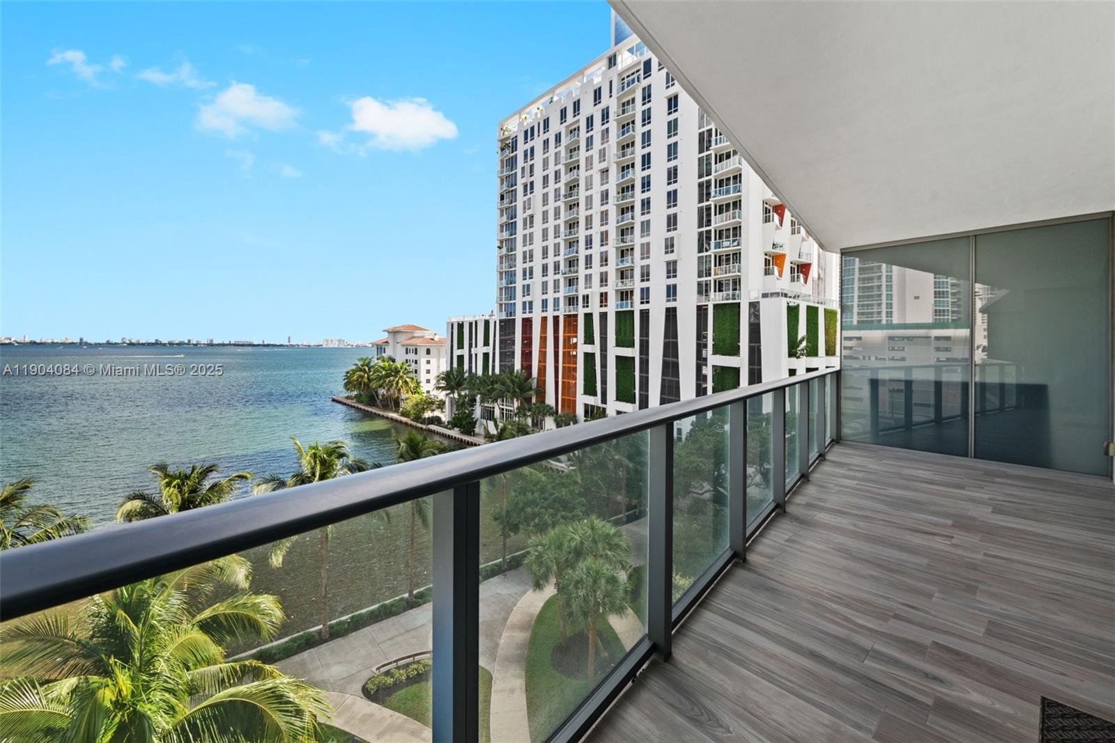 ICON BAY CONDO - Residential Lease