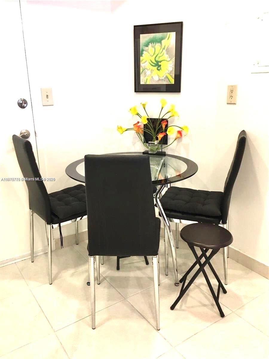 BUCKLEY TOWERS CONDO - EA - Residential