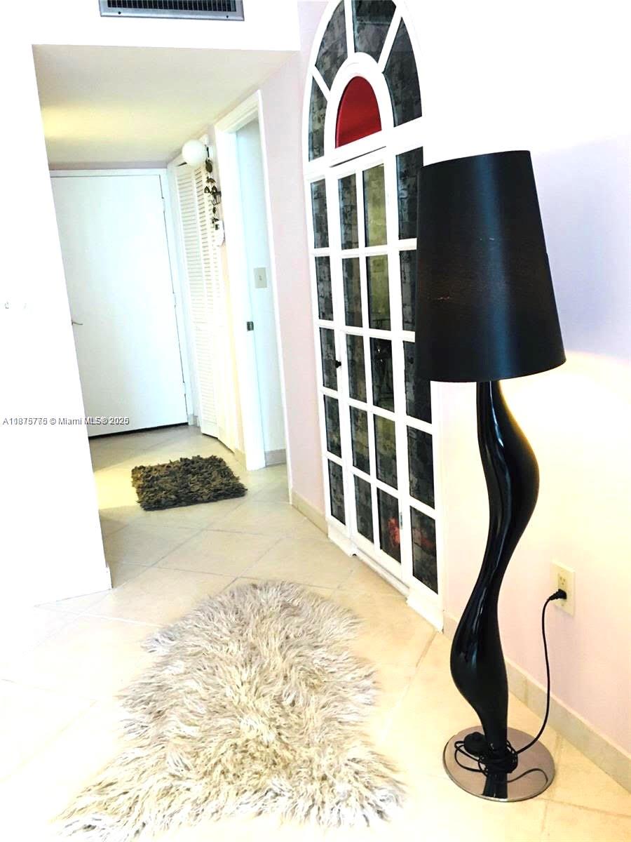 BUCKLEY TOWERS CONDO - EA - Residential