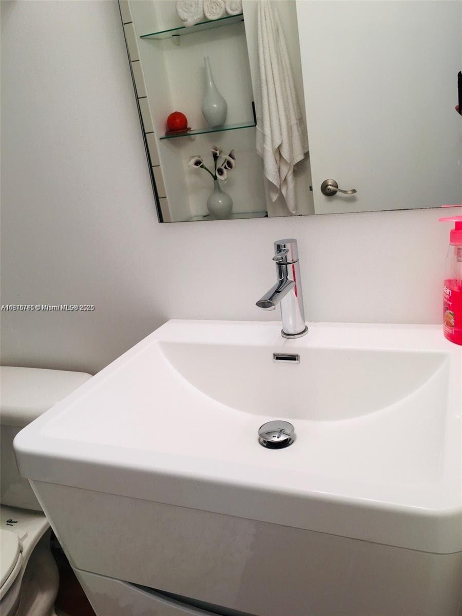 BUCKLEY TOWERS CONDO - EA - Residential