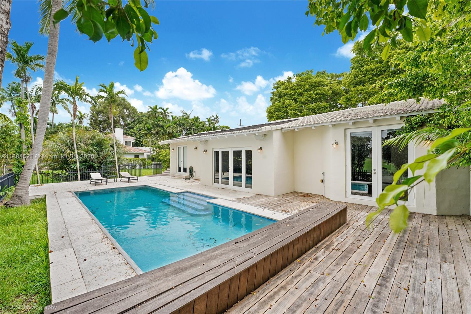 BEACH VIEW ADDN - Residential