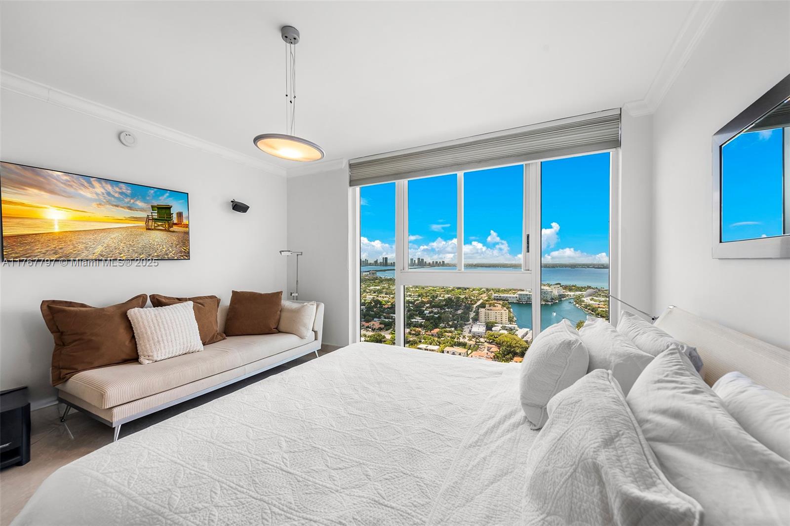 GREEN DIAMOND CONDO - Residential Lease