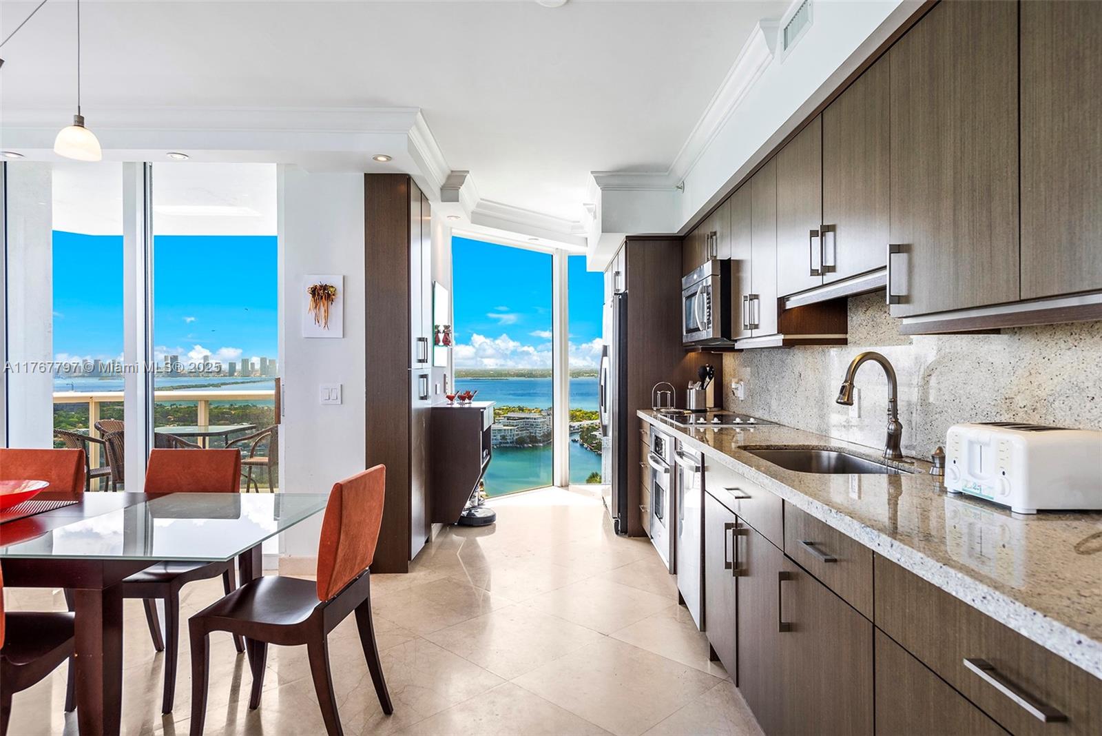 GREEN DIAMOND CONDO - Residential Lease