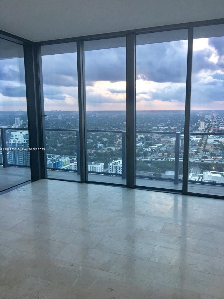 88 SW 7th St 3402