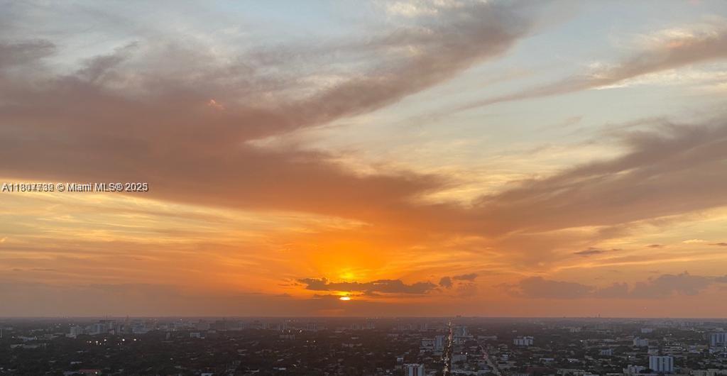 RISE CONDO - Residential Lease